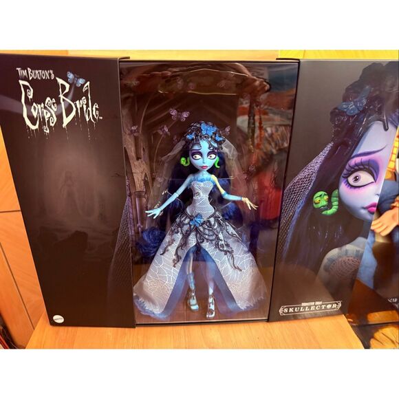 Monster High Skullector/Tim Burton Corpse Bride Emily Doll  NIB - Picture 1 of 7